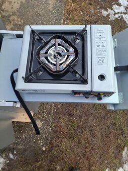 Kempingová mini kuchinka do auta - 4