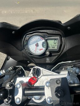 Suzuki GSX 650F - 4