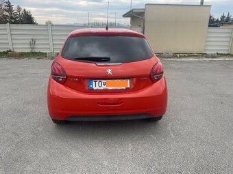 Peugeot 208 1.2 Pure Tech 60kw, rok vyroby 2016 - 4