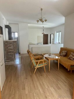 Na predaj 8-izbový dom v Bíni/Eladó 8 szobás ház - Bény - 4