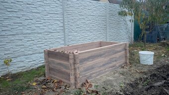 Betónový vyvýšený záhon - 4