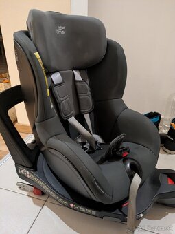 Britax Romer dualfix M I-size - 4