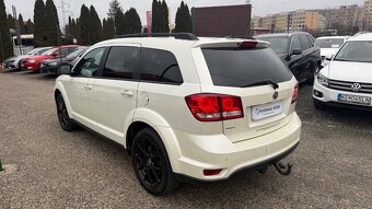 Fiat Freemont 2.0 16V MultiJet Black Code 4x4 A/T - 4