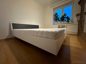 Manželská posteľ s matracmi - 4