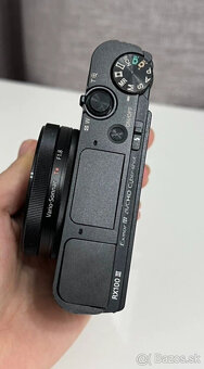 Sony Cyber-Shot DSC-RX100 III - 4