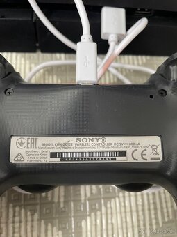 SONY PlayStation 4 - 500GB Black CUH-1116A - 4