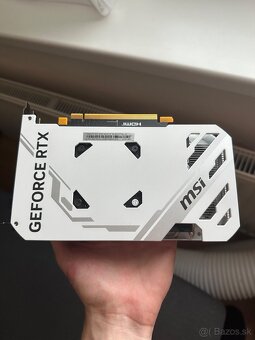 MSI NVIDIA GeForce RTX 4060 VENTUS 2X WHITE 8G OC - 4