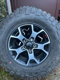 Jeep Wrangler Rubicon disky originální - 4