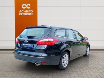 Ford Focus Kombi 2.0 TDCI Titanium A/T - 4
