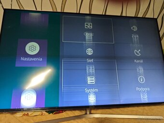 Predám Smart LED TV Hisense - 4