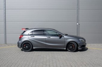 Mercedes Benz A45 AMG - 4