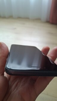 iPhone 8 64GB (+ NOVÁ BATÉRIA) - 4