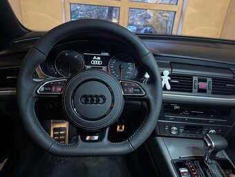 AUDI MULTIFUNKCNY VOLANT S AIRBAGOM A PADLAMI, biela niť . - 4