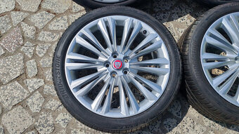 5x108 R19 --- JAGUAR XF - 4