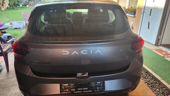 Predám Dacia Sandero 1.0 T, r..v 2025 - 4