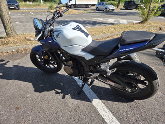 Honda CB500F - 4