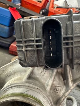 Turbo BMW 320d 520d X3 2.0d 135 kW - 4