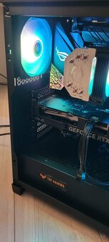 Predám herný PC v TOP stave / i7 9700 + RTX4060 - 4