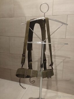 Predam vojensky postroj - 4