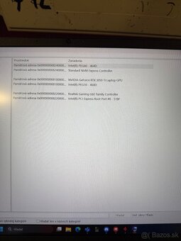 Herny notebook victus - 4