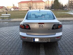 Mazda 3 - 1.6 benzin - 77 kw - rocnik 2006 - 4