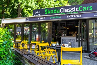 Budova v srdci Trenčína – priestranný byt a showroom - 4
