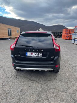 Predám VOLVO XC60 T6 3.0 V6 210 kW AWD Summum Geartronic - 4