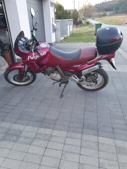 Predám Aprilia Pegaso 650 - 4