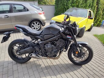 Honda CB650R - rezervovana - 4
