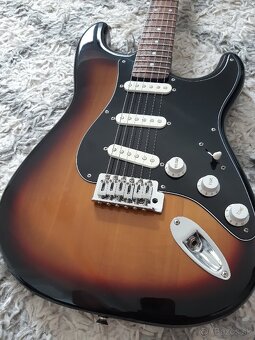 Squier stratocaster - 4