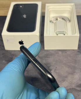 Apple iPhone 11 64 GB Black / nová batéria - 4