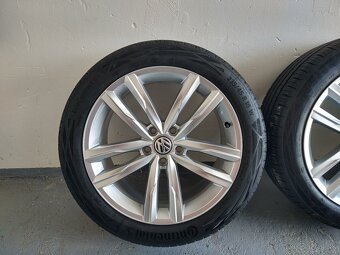 5x112 R18 VW Passat 235/45 R18 - 4