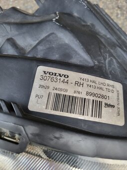 Volvo XC 6O predný svetlomet - 4