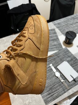 NIKE AIR FORCE 1 MID '07 - 4