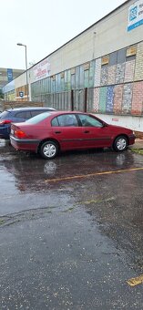 Toyota Avensis 1.6 i - 4
