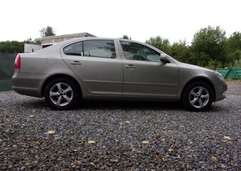 Škoda Octavia 1.4i 59kW 146 000KM TAŽNÉ ZAŘ benzín manuál - 4