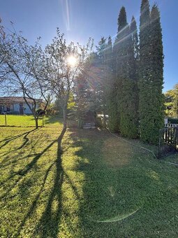 Pozemok s letnou chatkou 1021m2 vhodný na stavbu domu - 4