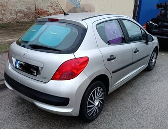 Peugeot 207 - 4