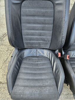 Predám sedačky Volkswagen Passat CC - 4