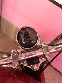 Suzuki Intruder VS 800 GL - 4