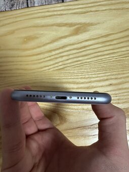 Iphone 11 64 GB (Purple) - 4