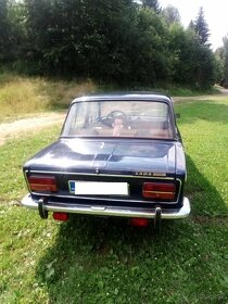 LADA VAZ 2103 - 4