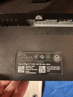 23,8" Dell P2418D - 4