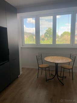 2-izb. byt s balkónom /55 m2/Žilina - širšie centrum - 4