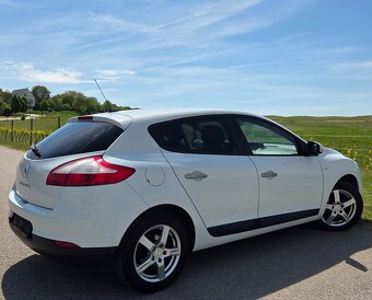 Renault Megane 1.6 16V 74KW-101PS R.V.11/2009 - 4