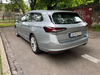 Škoda Superb Combi 2.0 TDI SCR Selection 4x4 DSG - 4