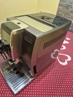 Predám kávovar Delonghi - 4