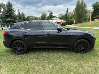 Maserati Levante SQ4 gransport 3.0 V6 316kw 430hp, rv2020 - 4