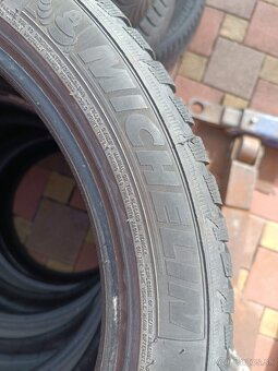 205/50R17 - 4
