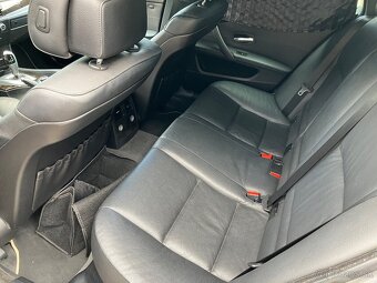 BMW  525 LCI E61 - 4